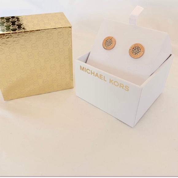 NWT authentic MK rose gold tone logo stud earrings - Picture 4 of 6